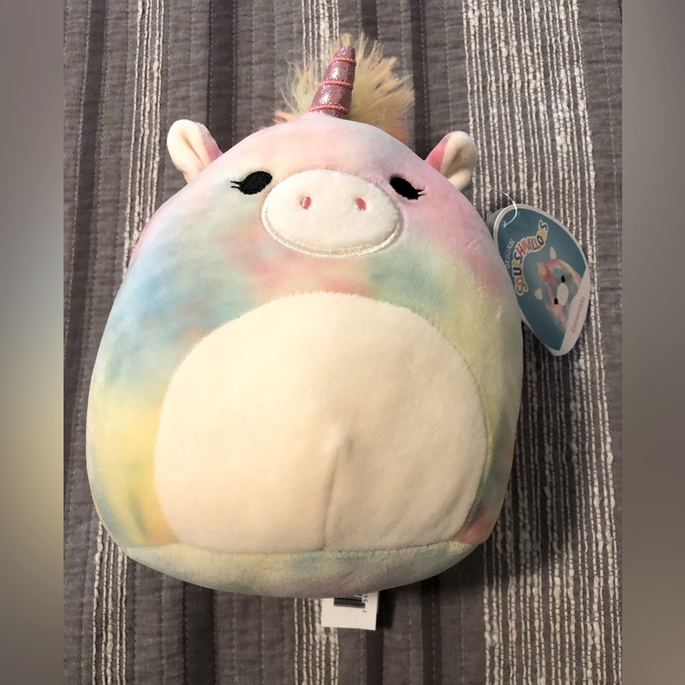 NWT Squishmallows Esmeralda the Rainbow Pegasus 8”